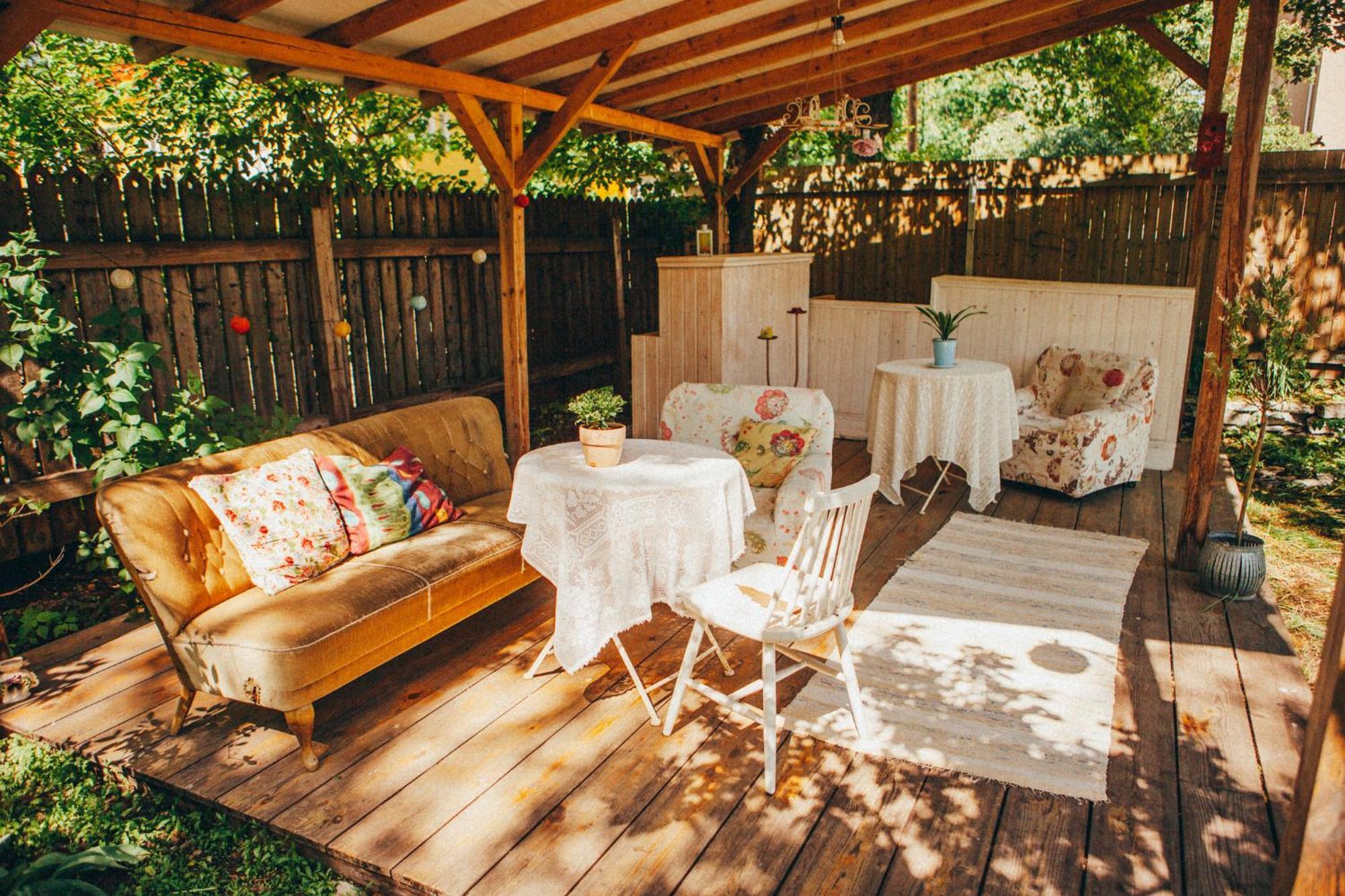 Marta 8 - Centre & Garden Guest house 2*
