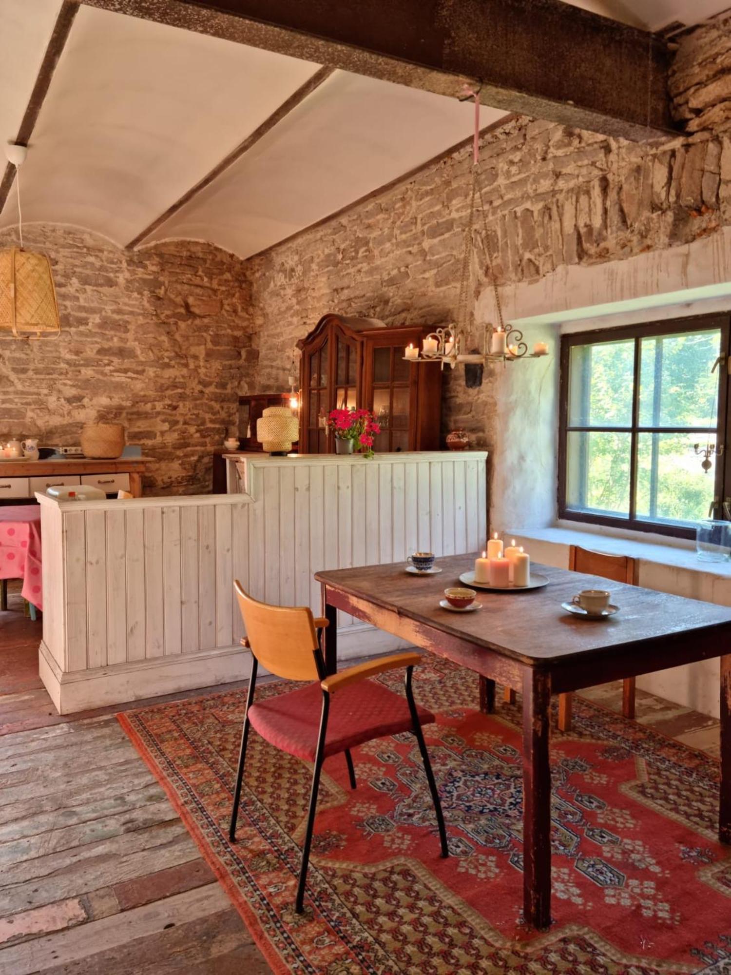 Marta 8 - Centre & Garden Guest house 2*