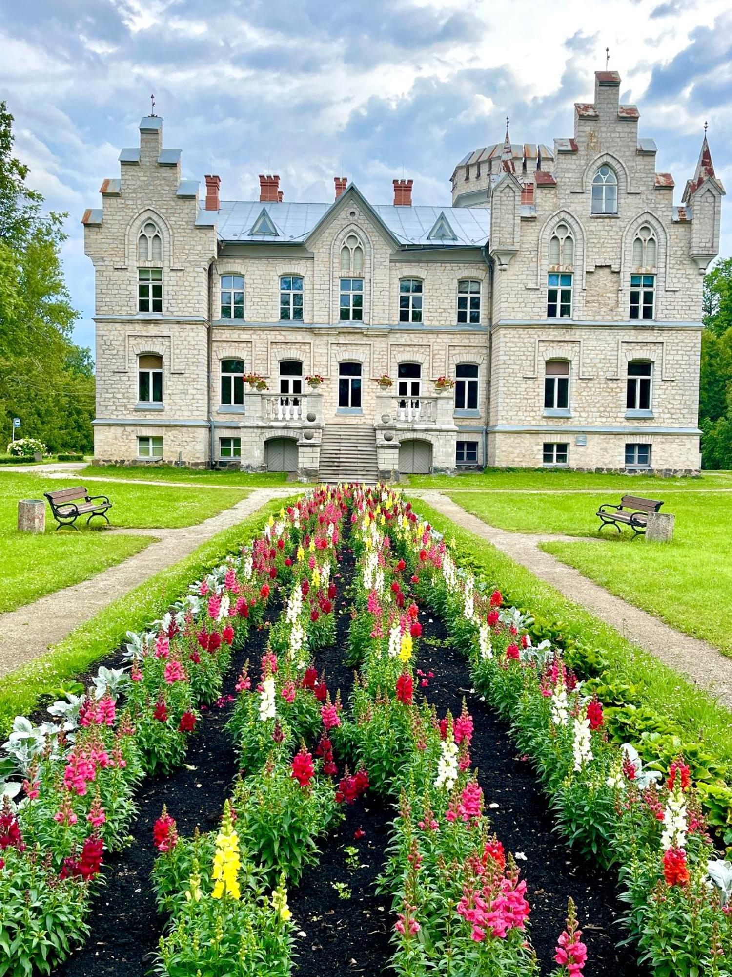 Guest house Marta 8 - Centre & Garden Tallinn